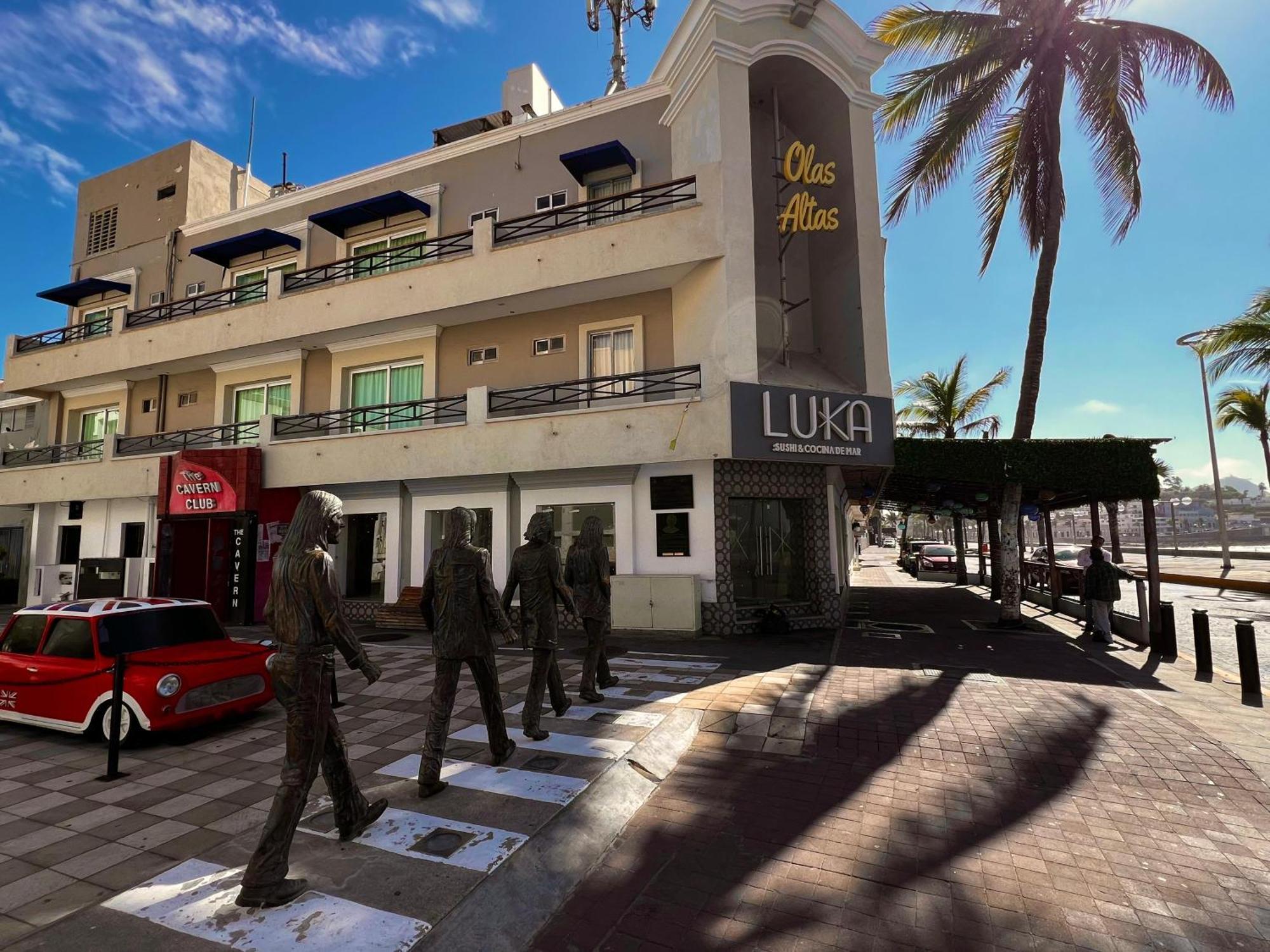 Hotel La Siesta Malecon Mazatlán Exteriör bild