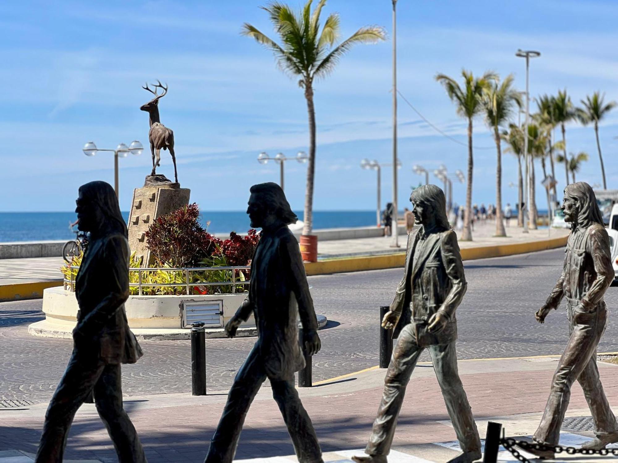 Hotel La Siesta Malecon Mazatlán Exteriör bild
