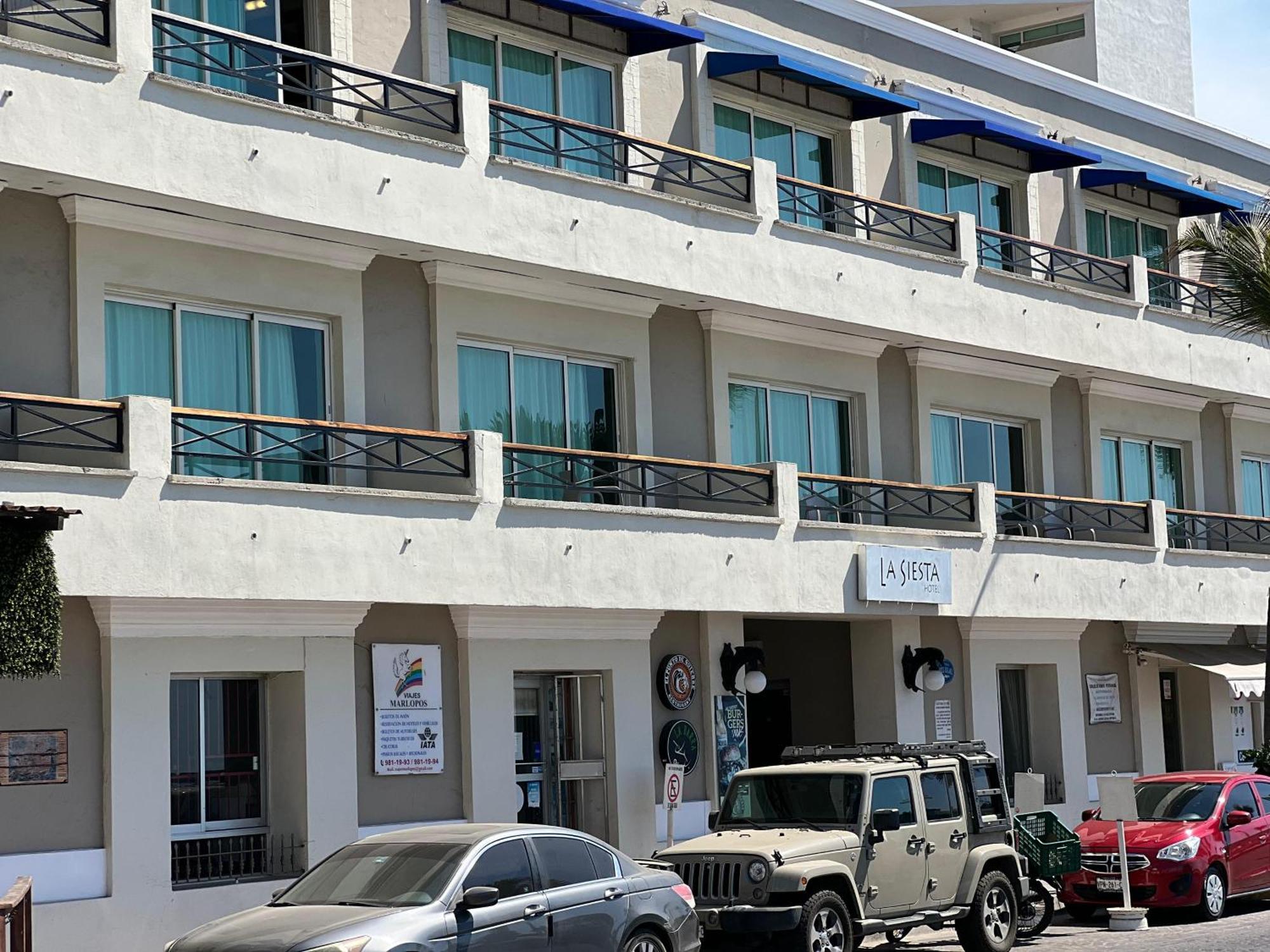 Hotel La Siesta Malecon Mazatlán Exteriör bild